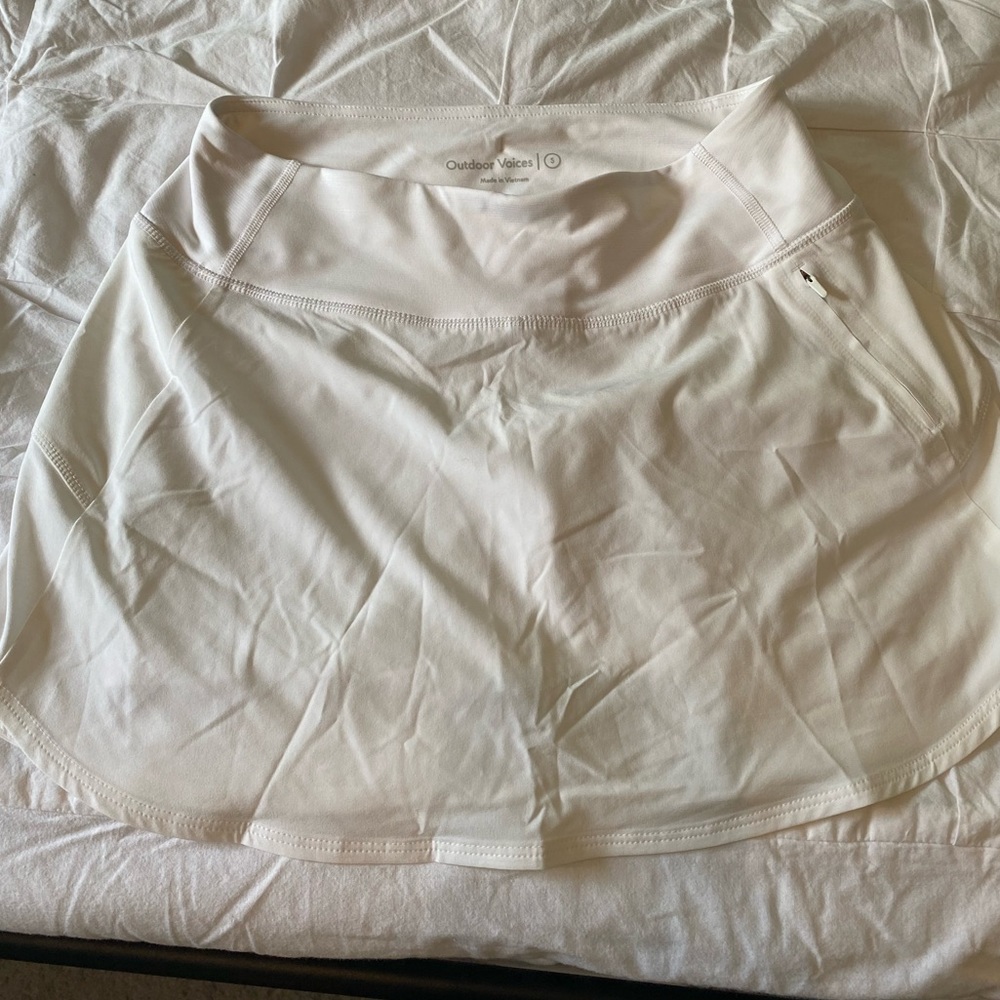 MOVING SALE NWOT Outdoor Voices Skirt Size Small